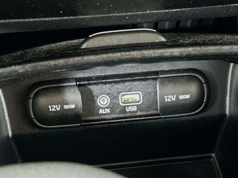 Used 2019 Kia Sorento FWD image 31
