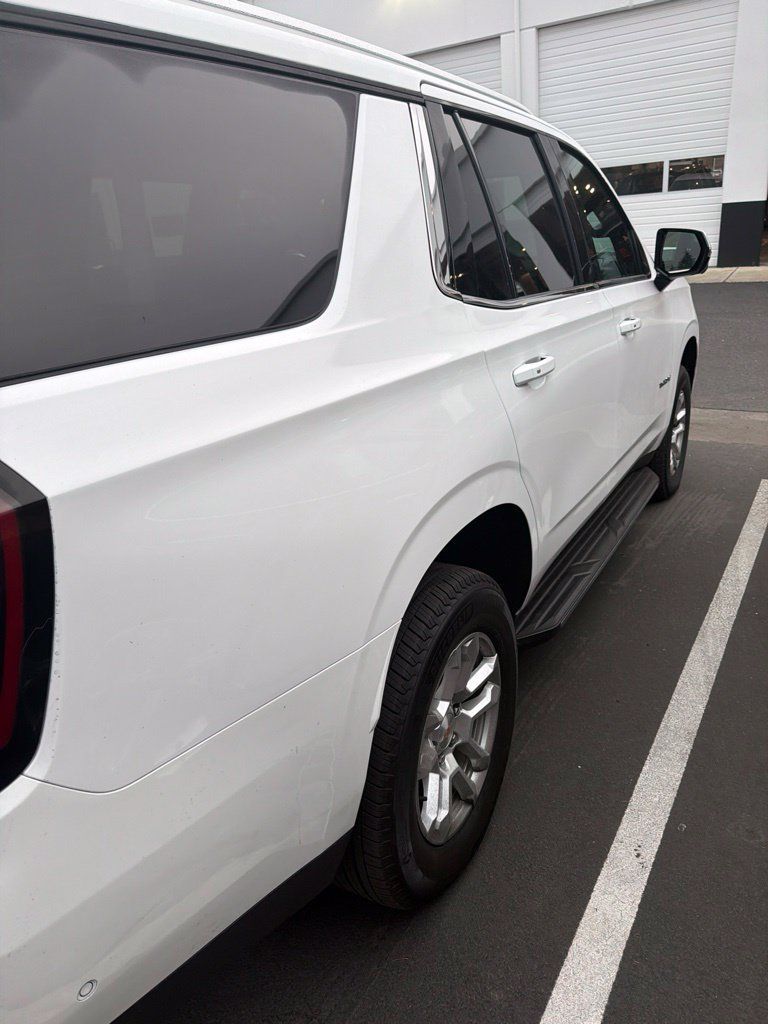 Used 2025 Chevrolet Tahoe LT w/ Comfort Package RWD image 4