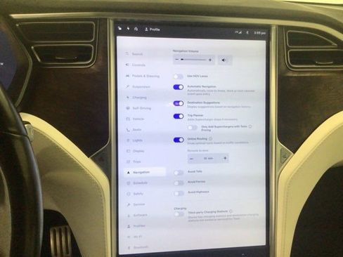 Used 2016 Tesla Model X Performance AWD/4WD image 13