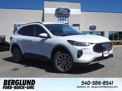 New 2025 Ford Escape SE