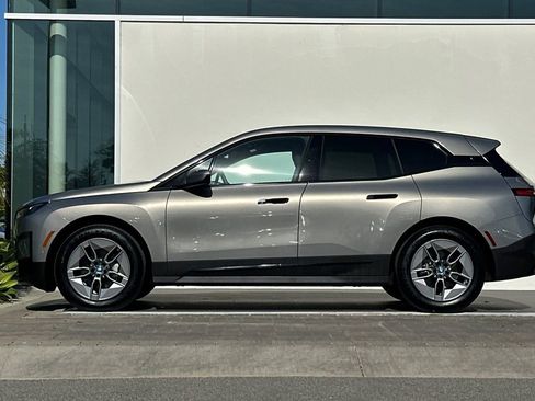 Used 2023 BMW iX xDrive50 image 6