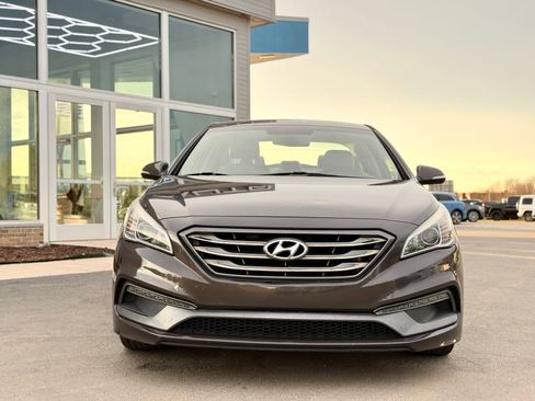 Used 2015 Hyundai Sonata Sport w/ Option Group 03 image 4