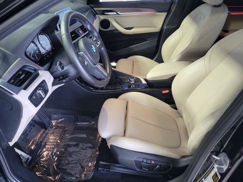 Used 2018 BMW X2 sDrive28i w/ M SportX Package image 11