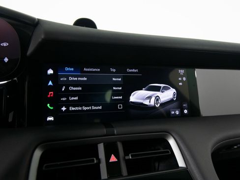 Certified 2025 Porsche Taycan 4S image 27