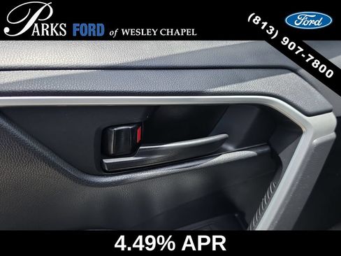Used 2022 Toyota RAV4 LE FWD image 17