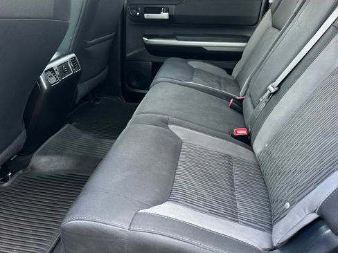 Used 2014 Toyota Tundra SR5 w/ SR5 Upgrade Package image 12