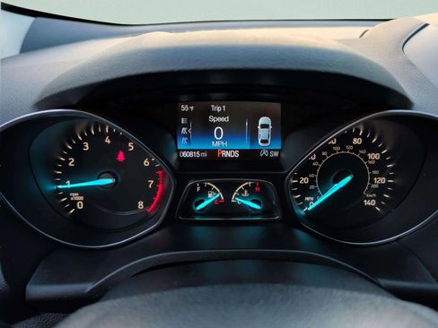 Used 2018 Ford Escape SE w/ SE Sync 3 Package image 16