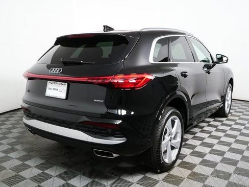 New 2025 Audi Q5 Premium Plus image 3