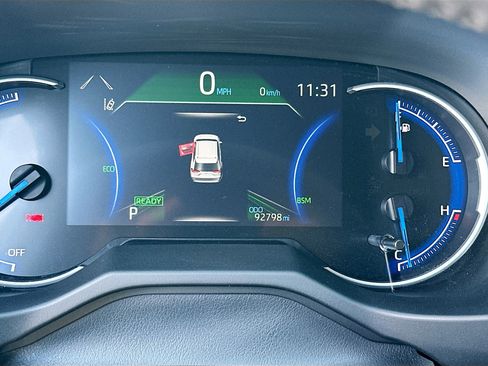 Used 2021 Toyota RAV4 XSE image 12