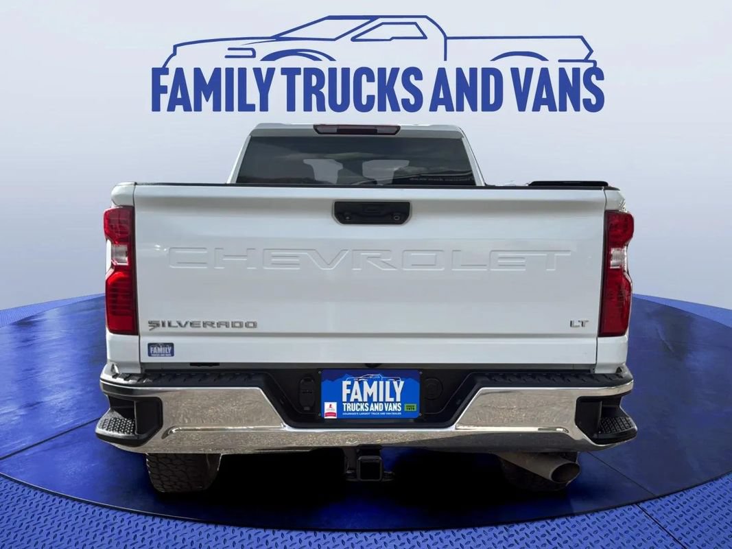 Used 2024 Chevrolet Silverado 2500 LT w/ Convenience Package AWD/4WD image 4