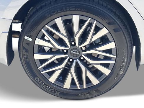 New 2026 Nissan Altima 2.5 SV FWD image 11