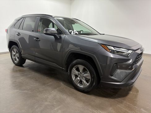 Used 2024 Toyota RAV4 XLE FWD image 2