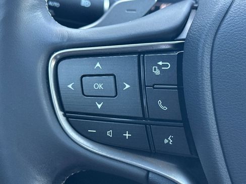 Used 2020 Lexus ES 300h w/ Premium Package image 29