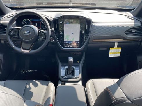 Used 2025 Subaru Forester Sport image 14