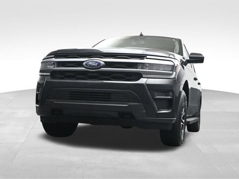 Used 2023 Ford Expedition Max XLT AWD/4WD image 29