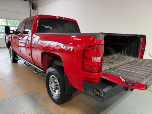 Used 2008 Chevrolet Silverado 2500 LT w/ Safety Package AWD/4WD image 4