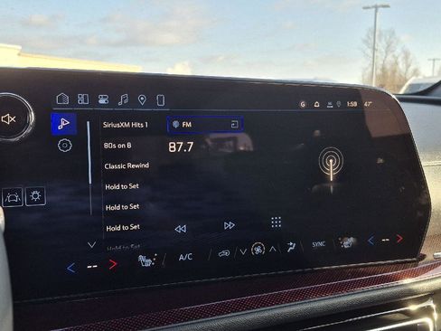 New 2026 Chevrolet Traverse Z71 w/ Enhanced Driving Package image 18