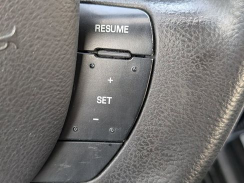 Used 2010 Ford Crown Victoria Police Interceptor image 13