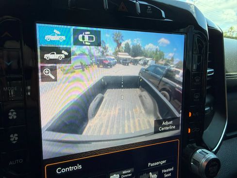 Used 2019 RAM 2500 Laramie AWD/4WD image 27