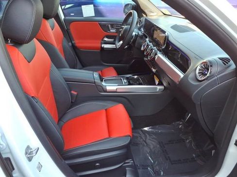 New 2026 Mercedes-Benz GLB 35 AMG 4MATIC image 15