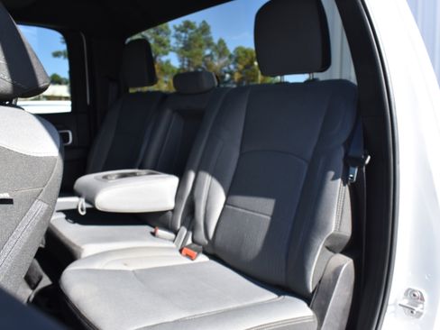 Used 2024 RAM 2500 Big Horn image 24