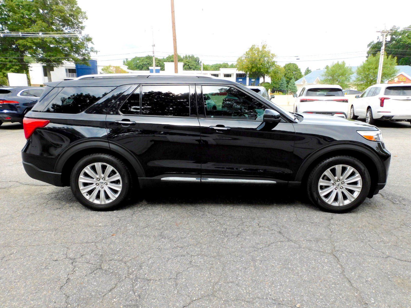 Used 2020 Ford Explorer Limited RWD image 6