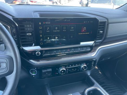 Used 2022 GMC Sierra 1500 Elevation image 10