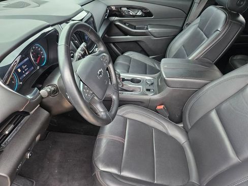 Used 2023 Chevrolet Traverse RS AWD/4WD image 18
