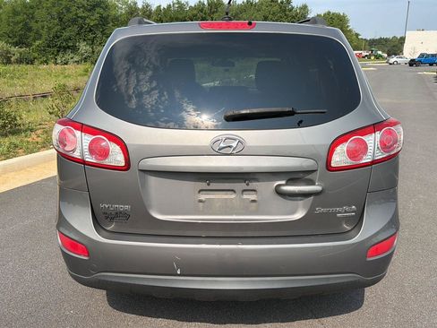 Used 2010 Hyundai Santa Fe GLS AWD/4WD image 2