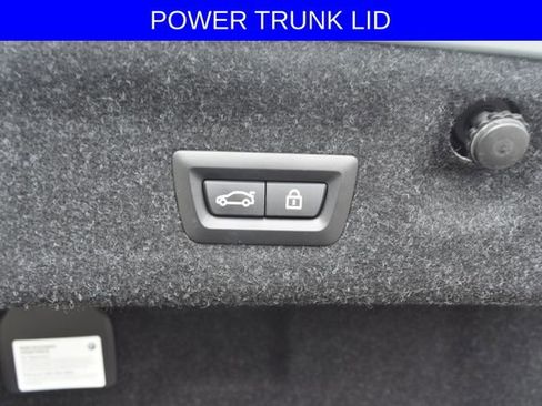 Used 2021 BMW M4 Coupe w/ Executive Package image 7