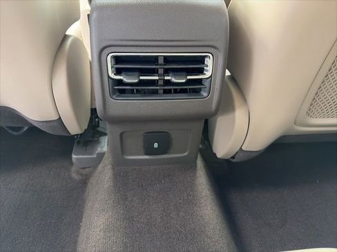 Certified 2023 Lincoln Corsair FWD image 24
