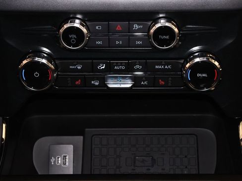 New 2026 Ford F150 XLT w/ Equipment Group 302A MID AWD/4WD image 27