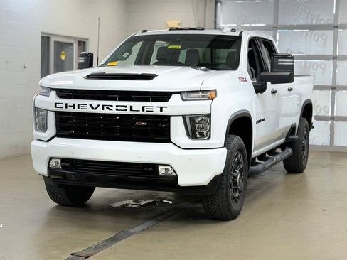 Used 2022 Chevrolet Silverado 2500 LTZ w/ LTZ Plus Package AWD/4WD image 3