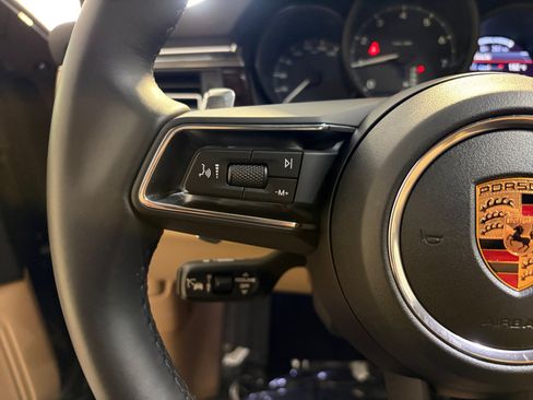 Certified 2026 Porsche Macan AWD/4WD image 37
