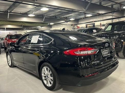 Used 2019 Ford Fusion SEL image 4