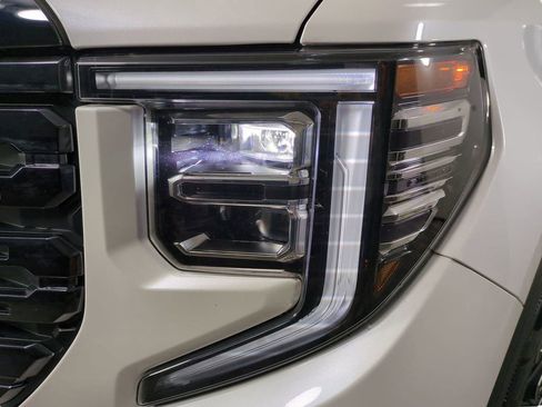 Used 2022 GMC Sierra 1500 Denali Ultimate image 10