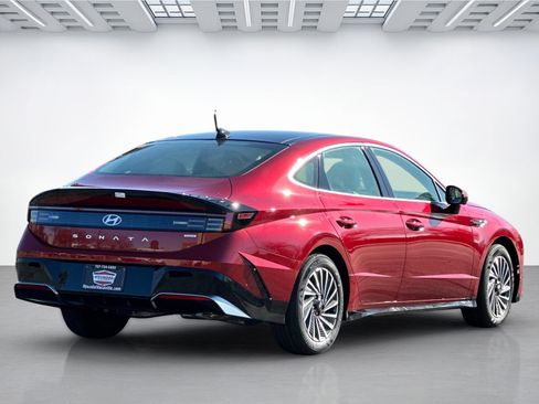 New 2025 Hyundai Sonata Limited image 6