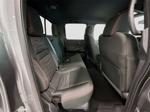 Used 2025 Nissan Frontier PRO-4X w/ Pro Convenience Package image 21