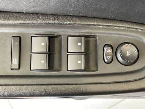 Used 2016 Chevrolet Traverse LT AWD/4WD image 16