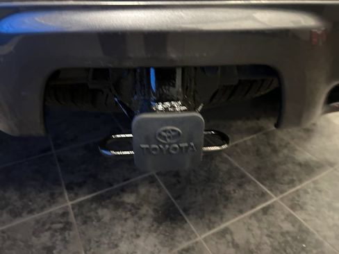 Used 2020 Toyota 4Runner Limited AWD/4WD image 18