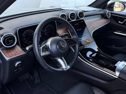 Used 2025 Mercedes-Benz GLC 300 4MATIC image 20