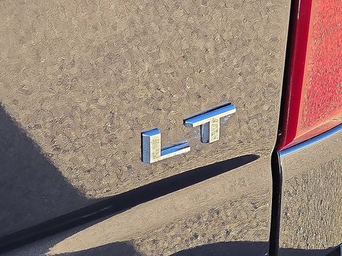 Used 2023 Chevrolet Silverado 1500 LT w/ Protection Package AWD/4WD image 12