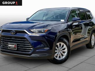 Used 2024 Toyota Grand Highlander AWD video 1