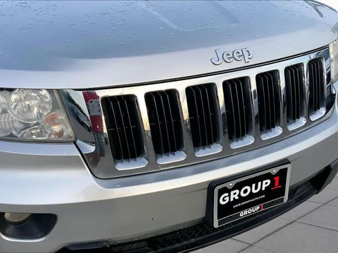 Used 2012 Jeep Grand Cherokee Laredo AWD/4WD image 26