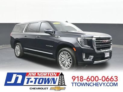 Used 2022 GMC Yukon XL SLT w/ SLT Premium Package