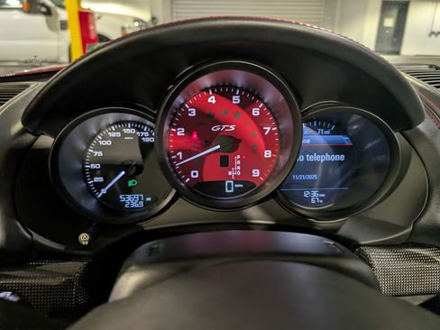 Used 2015 Porsche Boxster GTS image 35