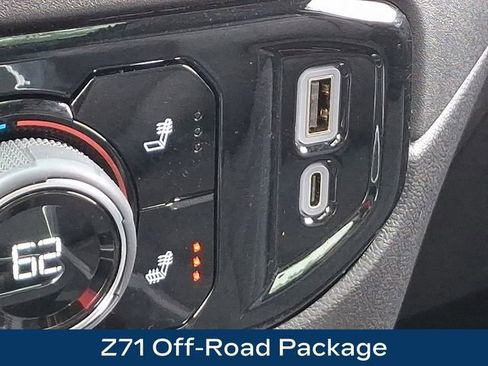 Used 2024 Chevrolet Silverado 2500 LT w/ Z71 Sport Edition AWD/4WD image 16