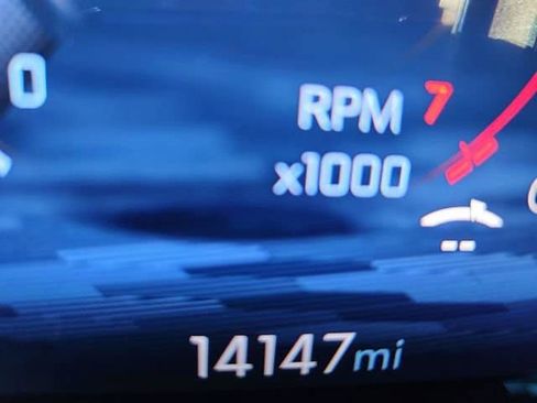 Certified 2024 Chevrolet Traverse RS image 12