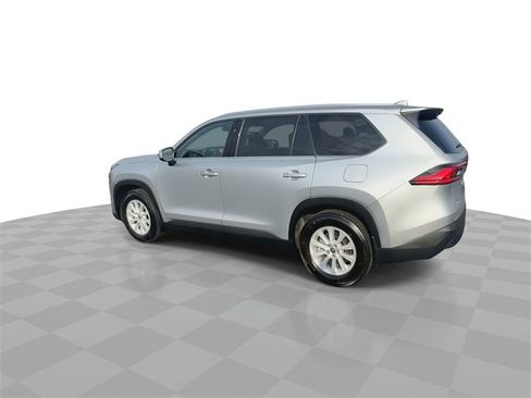 Used 2024 Toyota Grand Highlander Limited image 7