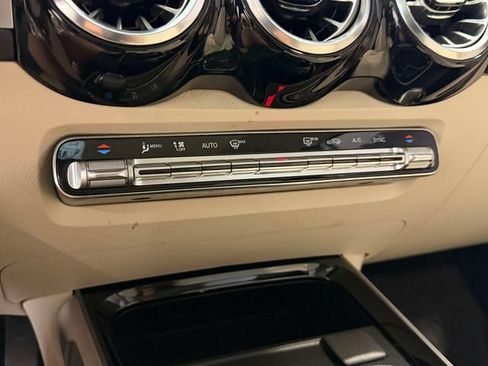 Certified 2023 Mercedes-Benz GLB 250 4MATIC image 29